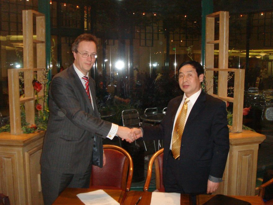 Negotiate with British customers